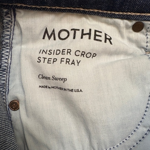 MOTHER The Insider Crop Step Fray in Clean Sweep Medium Blue Wash Size 26 - Picture 12 of 14